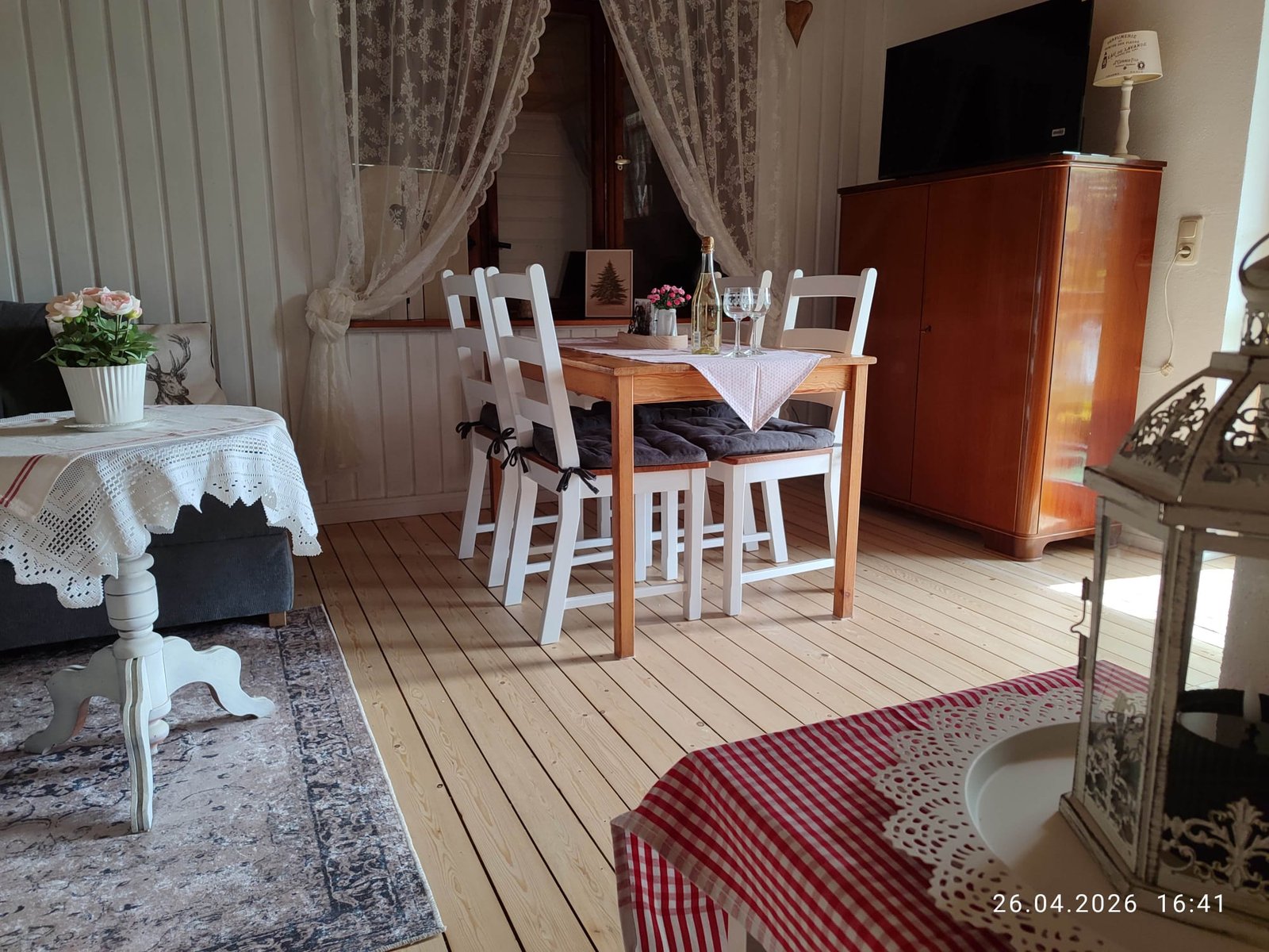 Wohnzimmer Esstisch